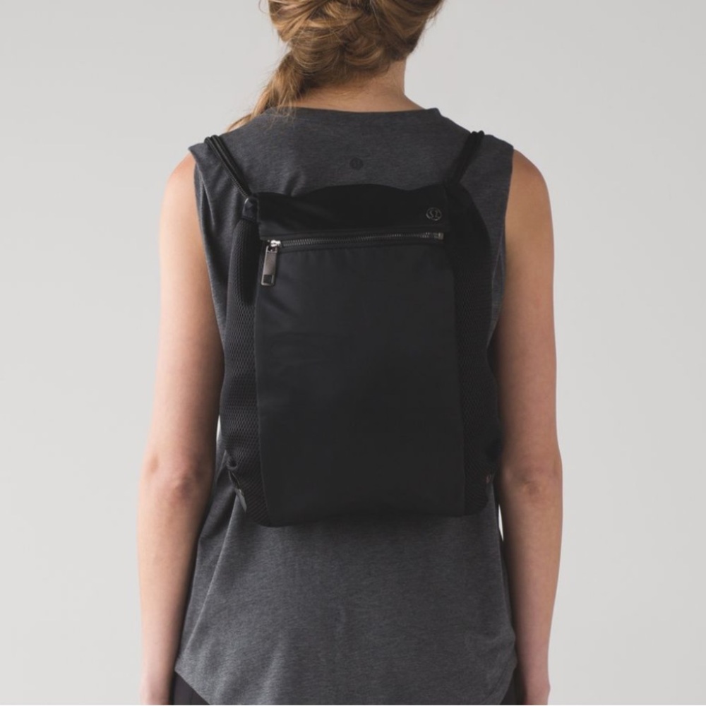 Lululemon In a Cinch Backpack